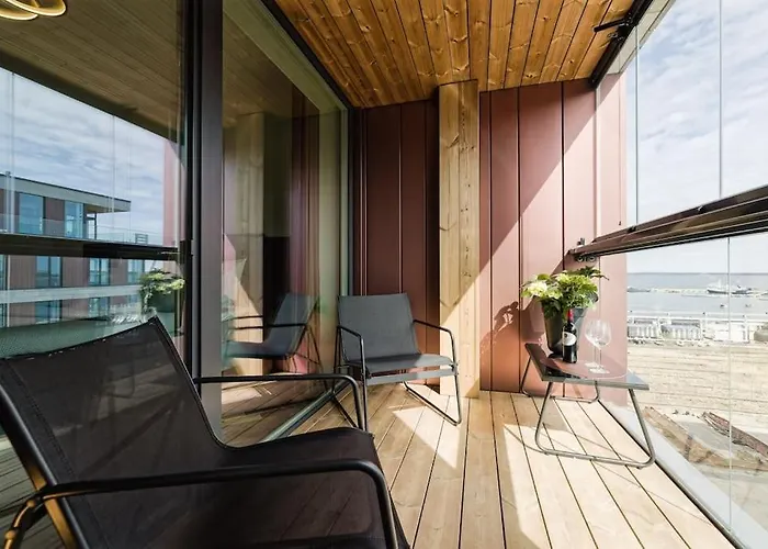 Hilltop Apartments - Luxurious Sea View Apartments